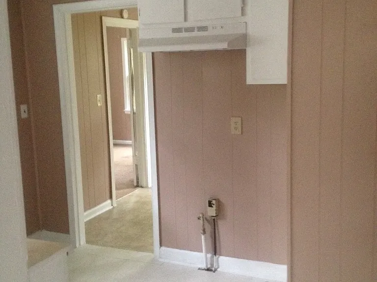 27 Stuart Dr — Photo 5