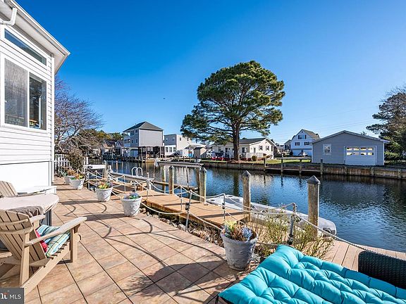 3rd image of 10434 New Quay Rd