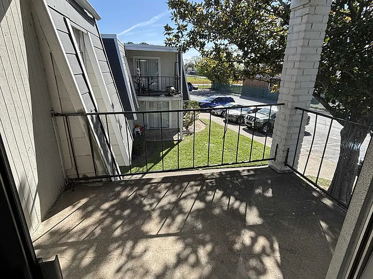 Tidwell Park Apartments — Photo 57