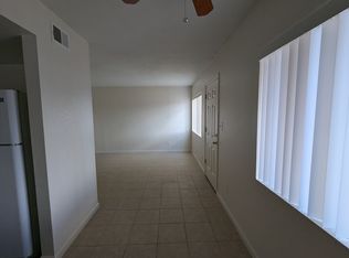 231 W 20th Ave APT 2, Apache Junction, AZ 85120
