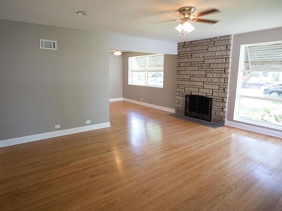 Spacious Living Room