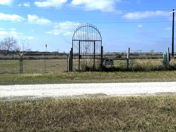 303 Pinafore Ct Lot 812-811-810, Palacios, TX 77465