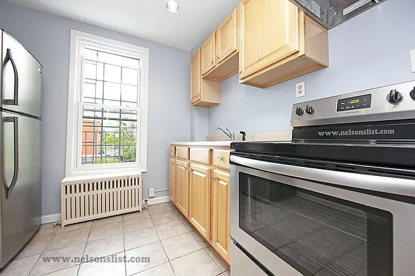 Rented by Nelson Aybar, LREB | media 6