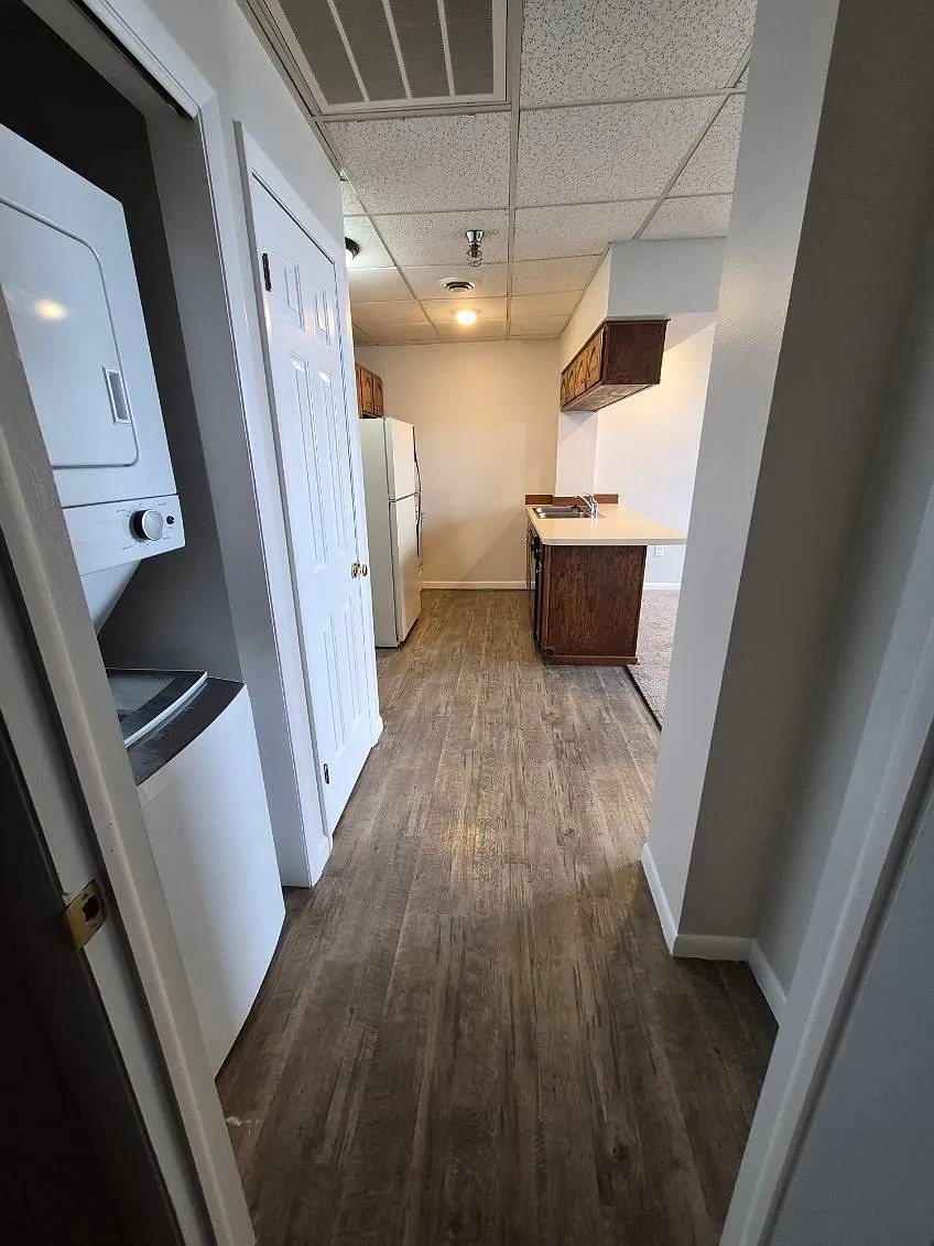 624 Ludington St Deltaplex — Photo 4