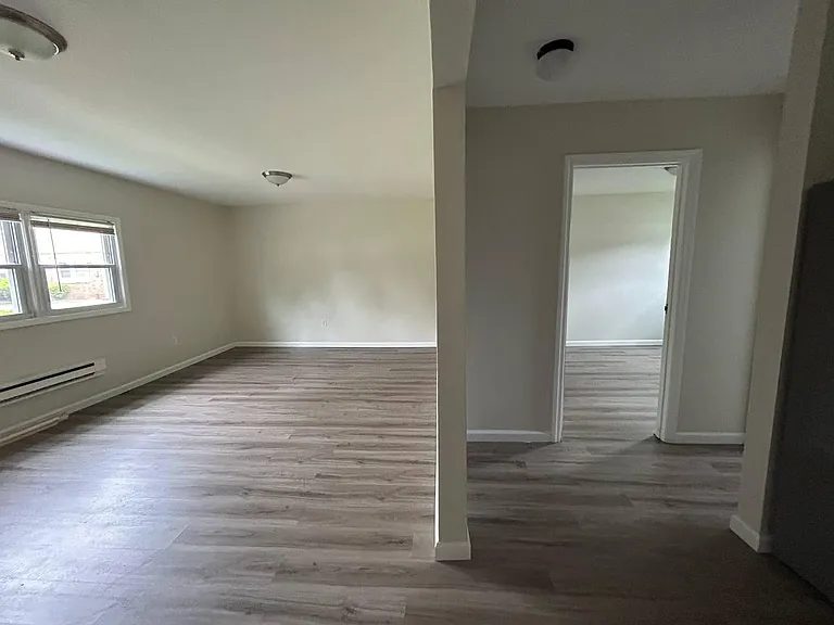 16 Lake St #2C — Photo 8