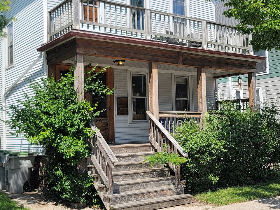 Front of duplex