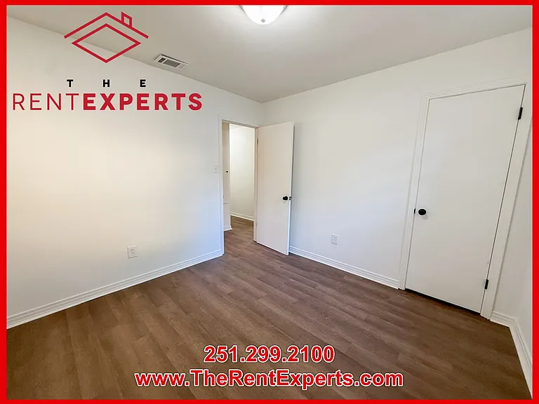 6652 Zeigler Blvd — Photo 6