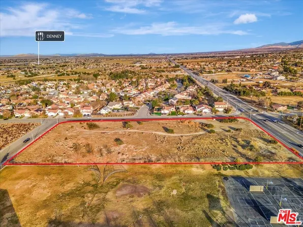 36409 37th St E, Palmdale, CA 93550