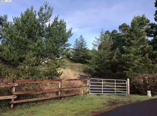 5 Eden Ln, Florence, OR