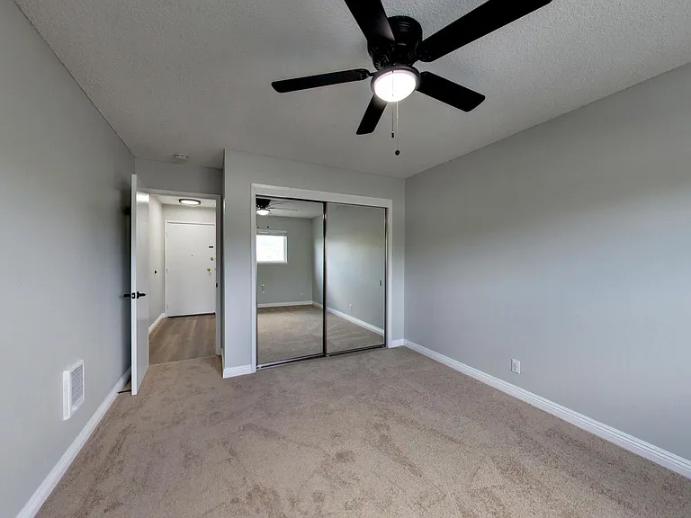 PARKWEST APARTMENTS — Photo 5