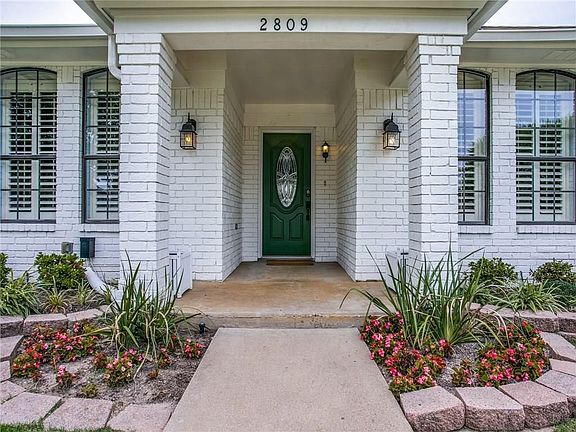 3rd image of 2809 Clearmeadow Dr