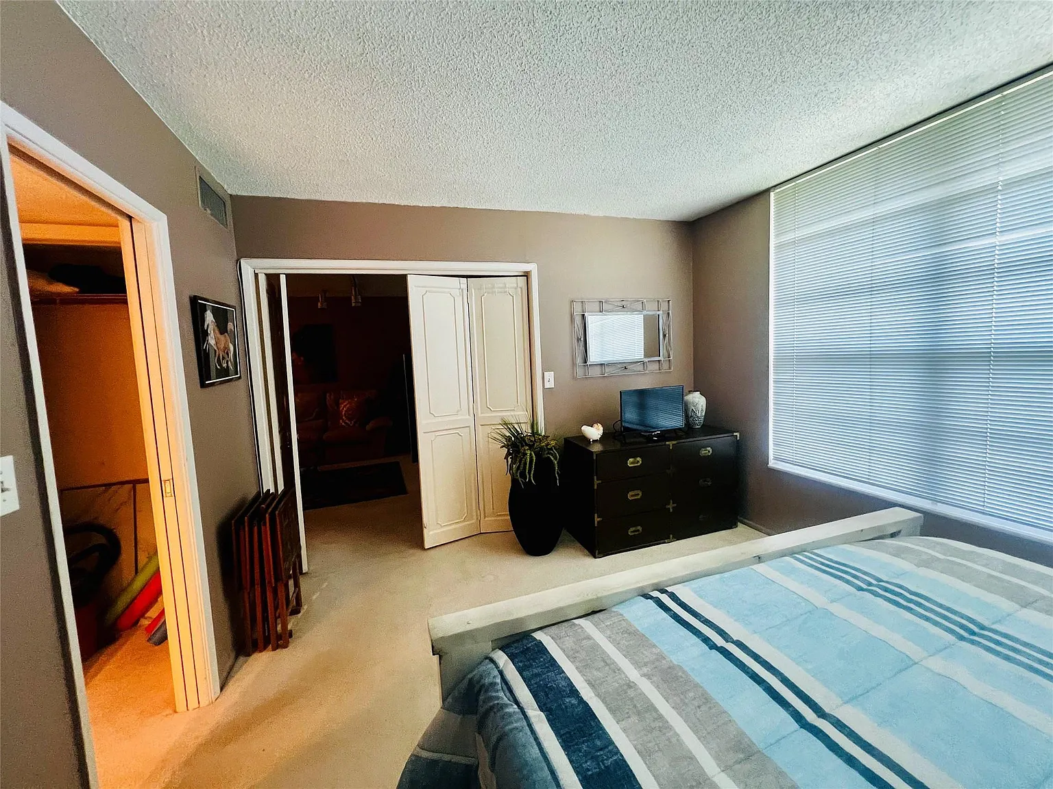 2 bed, 2.0 bath, 1150 sqft, $2,500 — Photo 3