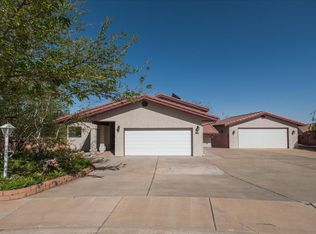 88 E 725 S, Ivins, UT 84738