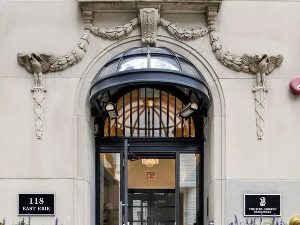 118 E Erie St Unit 20C, Chicago, IL 60611