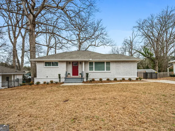 3215 Concord Cir SE, Smyrna, GA 30080