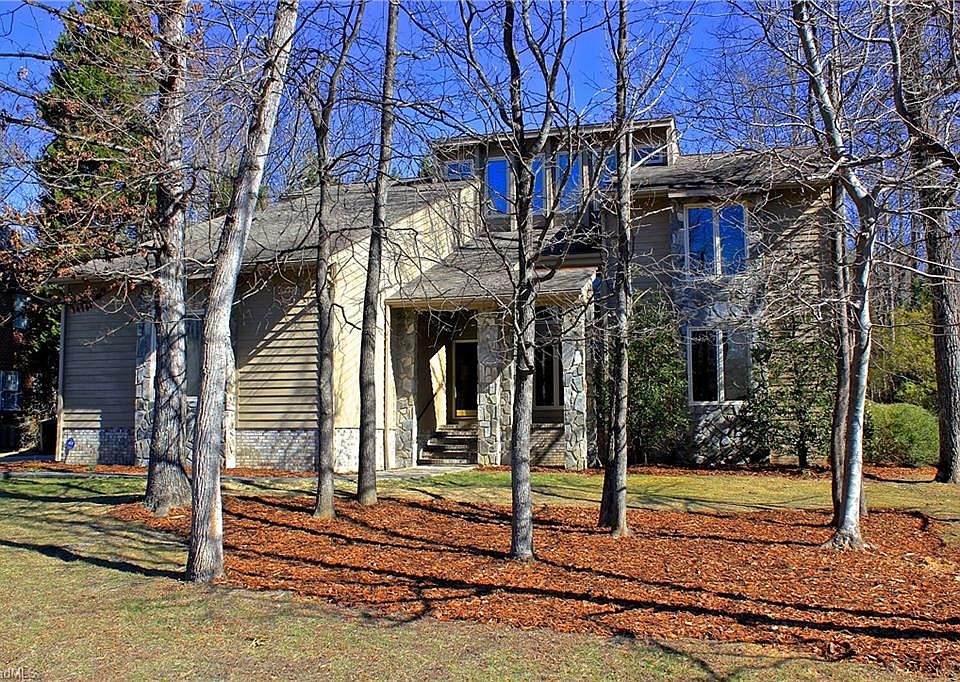1st image of 3606 Primrose Ave