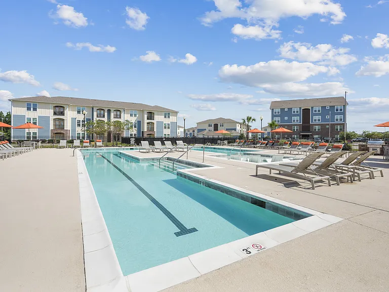Comet Westgate — Photo 46