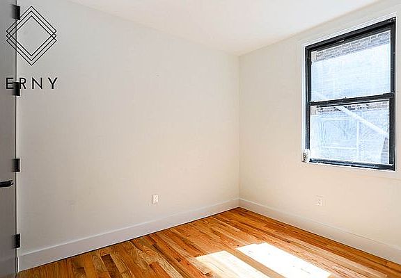 3rd image of 1603 Lincoln Pl #3B