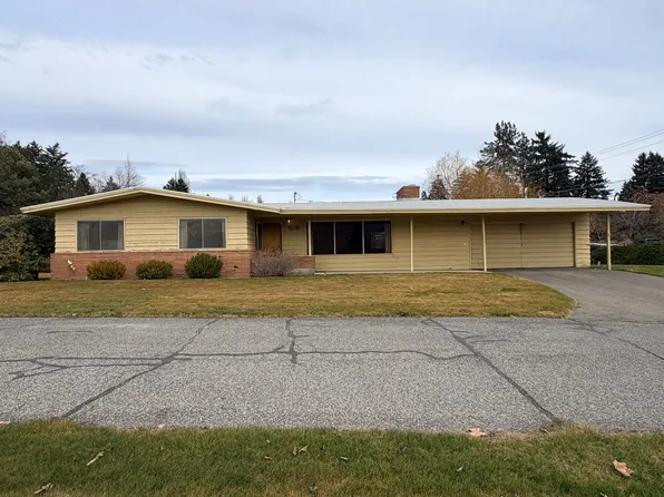 21 19th St NE, East Wenatchee, WA 98802