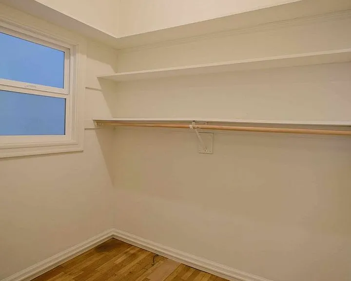 Beautiful, spacious 1-bdr with new windows, great wood floors, and lots of storage space — Photo 9