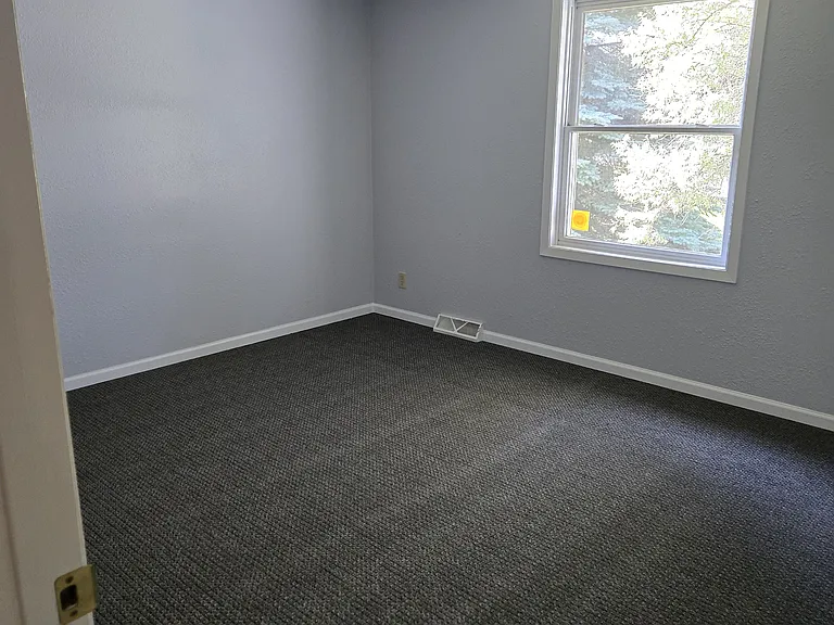 5015 Highland Dr — Photo 21