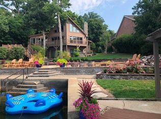 25338 Arrowhead Ln, Hudson, IL 61748