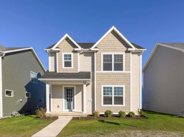 1090 Tundra Ave, Oregon, WI 53575