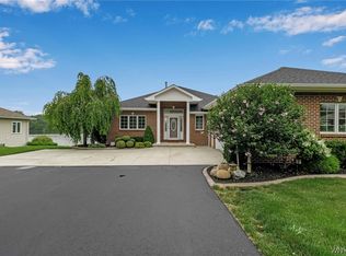146 Nichter Rd, Lancaster, NY 14086