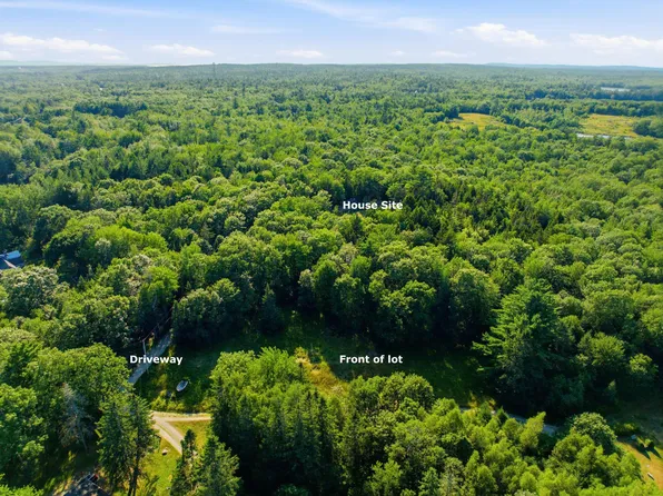 3 Cemetery Road, Gouldsboro, ME 04607