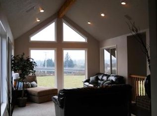 8930 SE Valentine Dr, Happy Valley, OR 97086