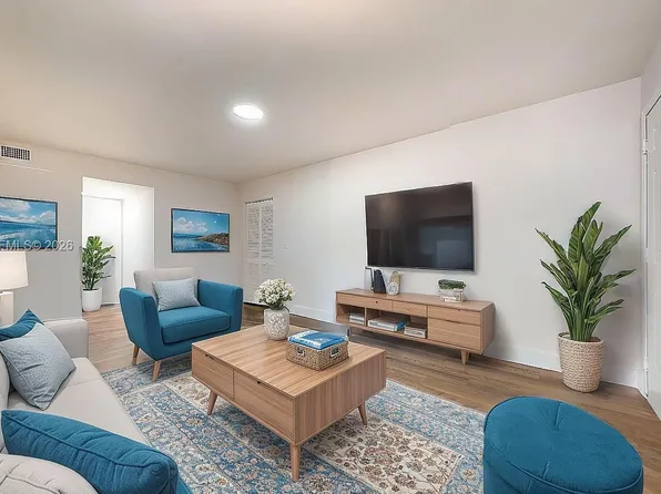 1670 W 42nd St, Hialeah, FL 33012