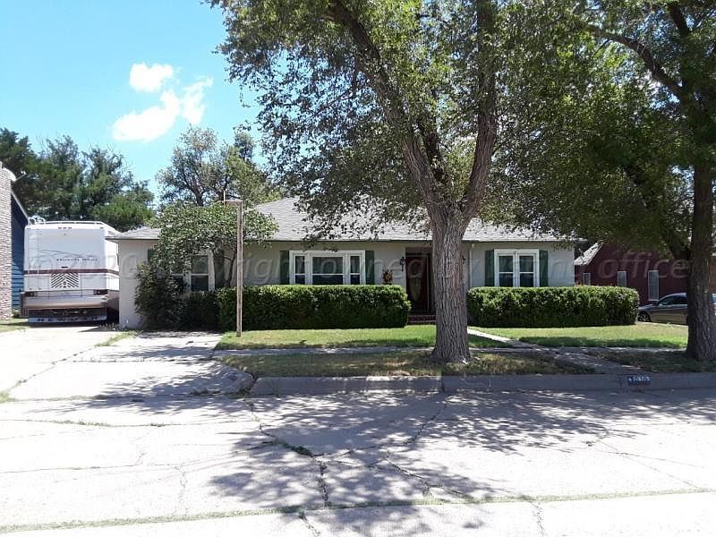 1st image of 916 Christine St