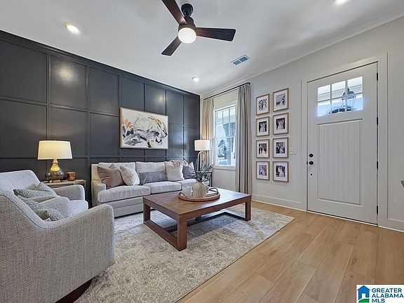 2nd image of 4846 Silas Ave