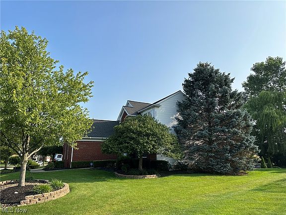 4th image of 36060 Haverford Pl