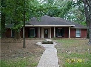 25615 Spring Ridge Dr, Spring, TX 77386