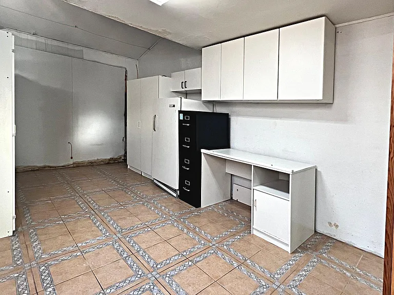 5627 Adele Ave — Photo 19