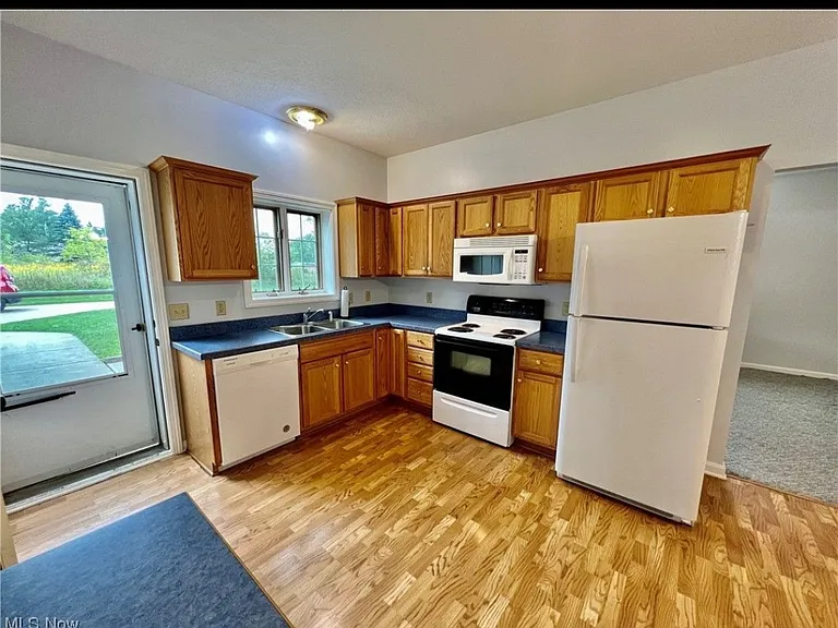 2919 Cliftmont Ave NE — Photo 21