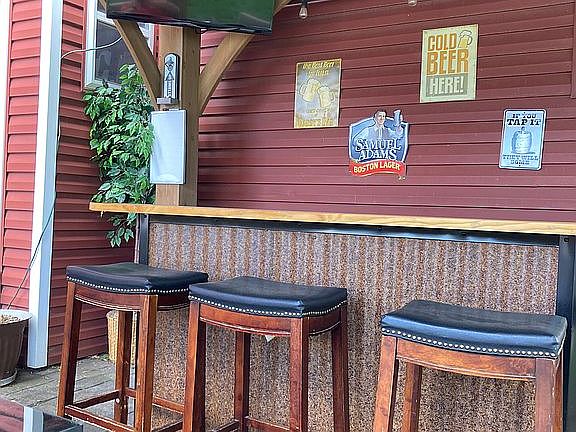 Bar on deck