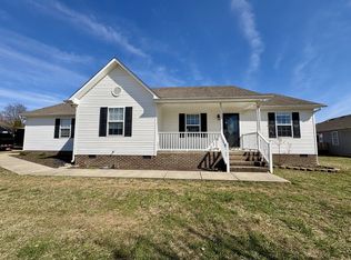 1953 Spears Ln, Columbia, TN 38401
