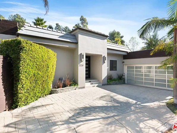 2226 San Ysidro Dr, Beverly Hills, CA 90210