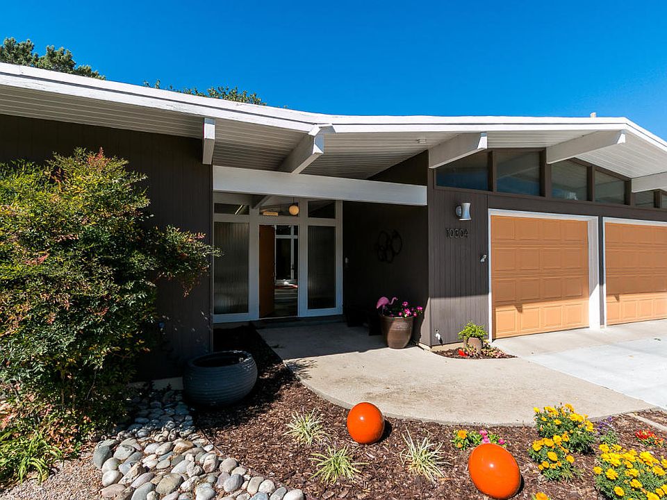 1st image of 10304 Santa Maria Ct NE