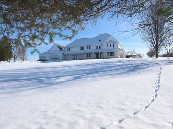 27090 Perch Lake Rd, Watertown, NY 13601