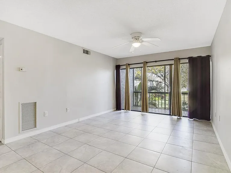 3244 S Semoran Blvd #24 — Photo 16