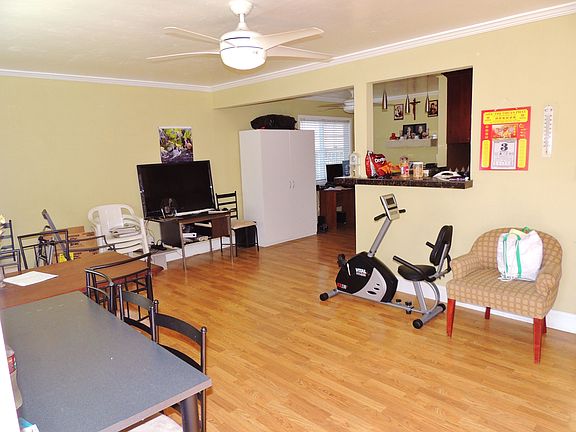 2nd image of 9349 Marilla Dr