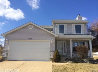 2409 Castle Pines Dr, Imperial, MO 63052