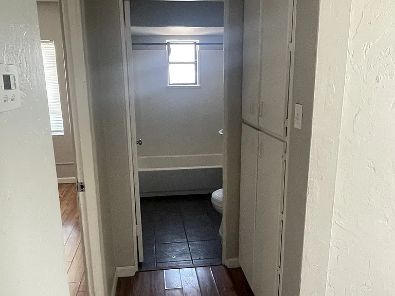 1226 W Roosevelt St — Photo 11