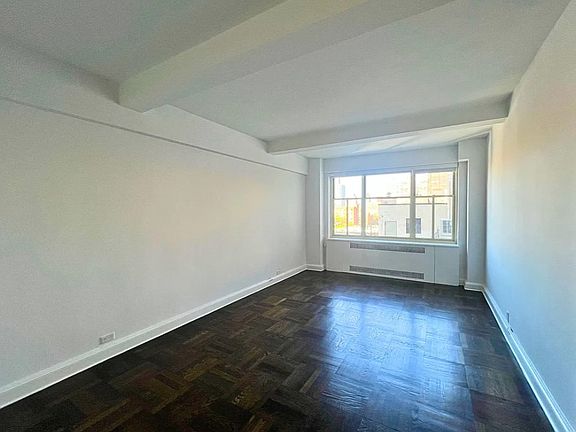 4th image of 295 Central Park W APT 7A