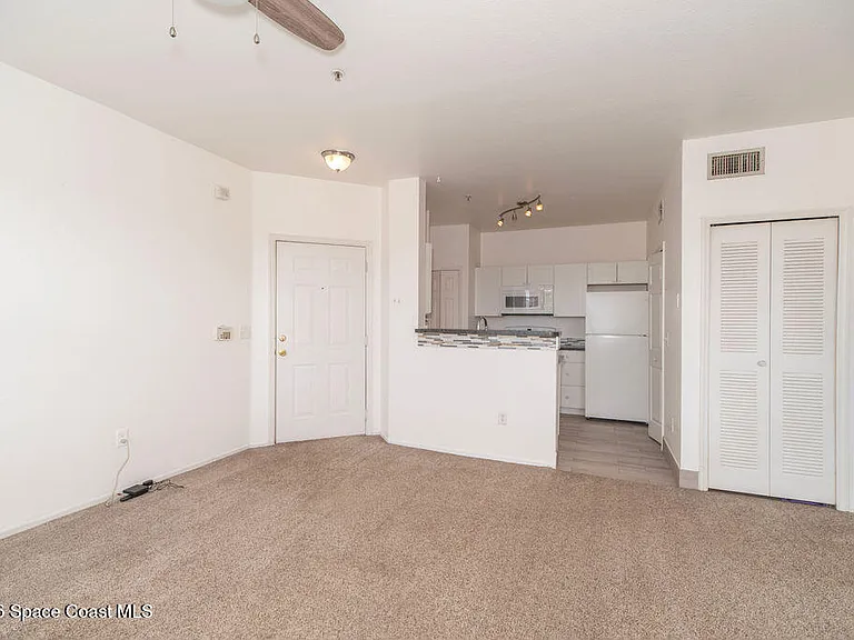 1776 Sophias Dr #303 — Photo 4