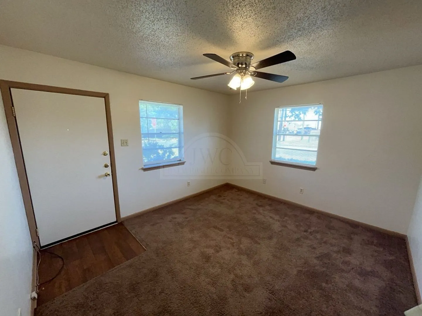 110 E Ave F, Copperas Cove — Photo 4