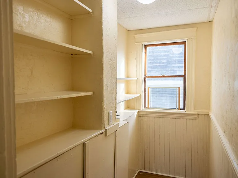 42 Dorchester St — Photo 6
